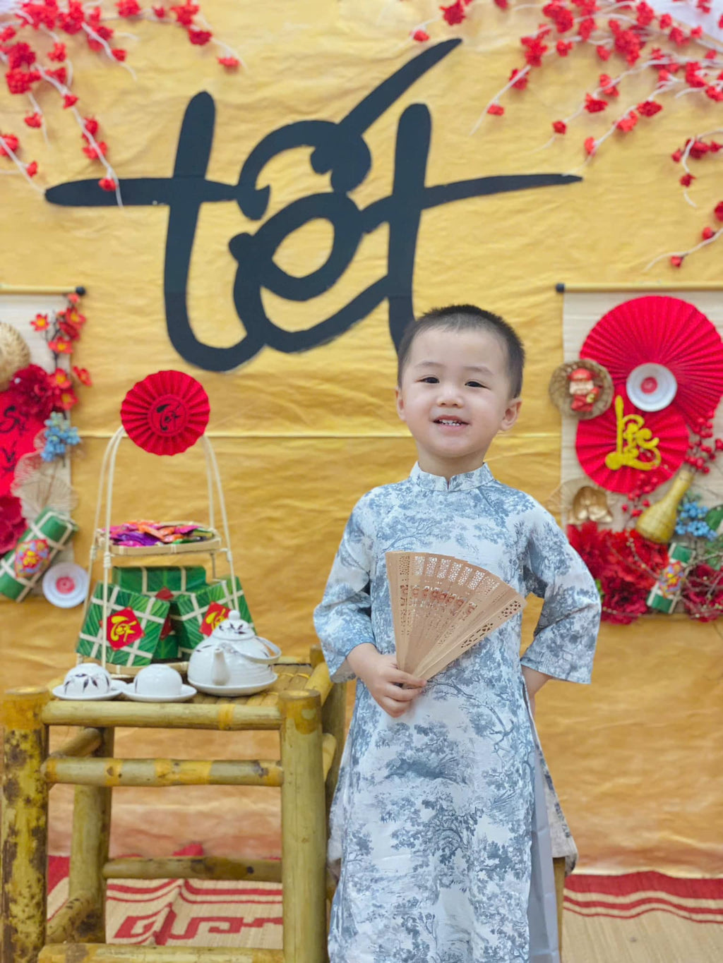 Phoebe Nhat Le Ao Dai