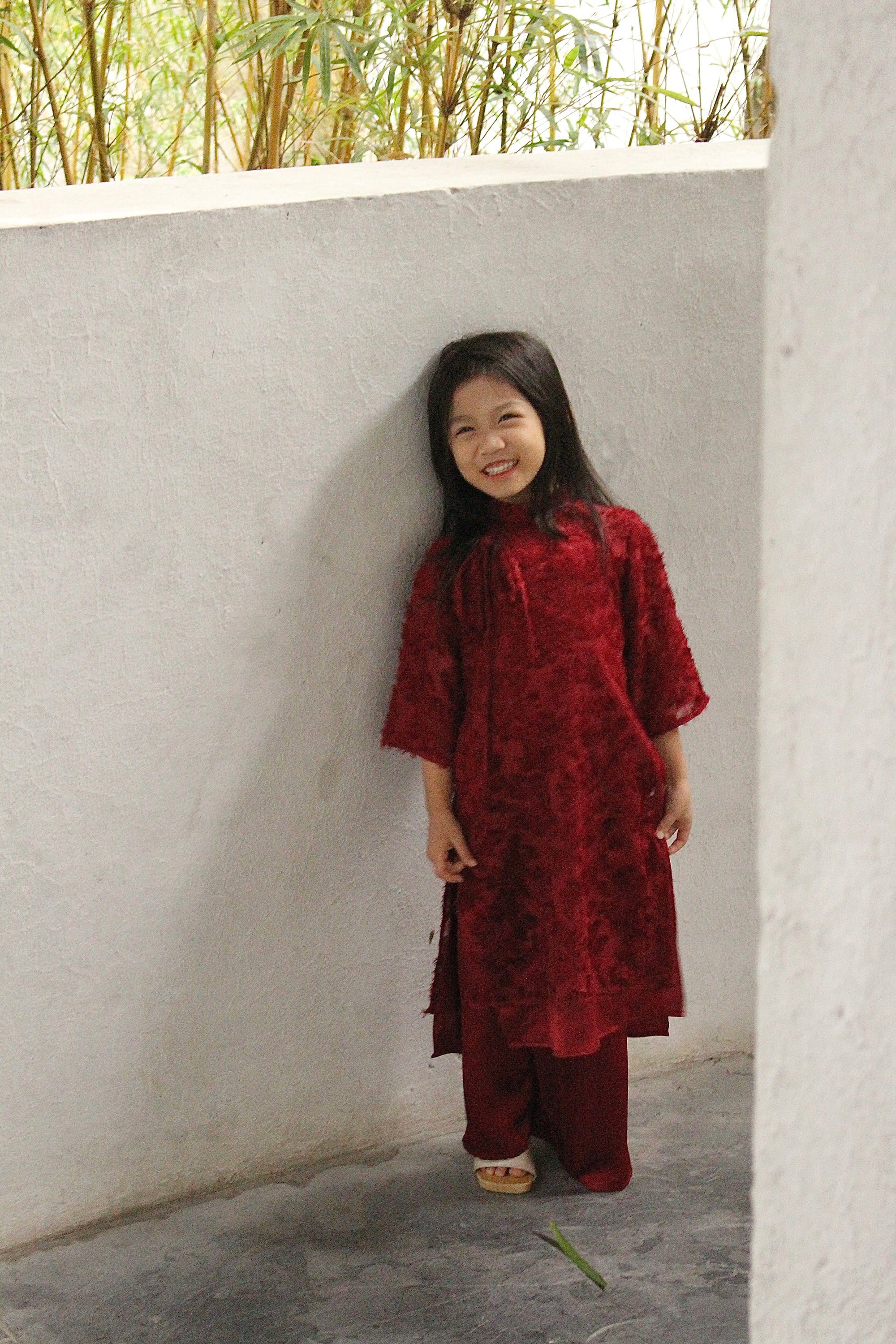 Phoebe Mien Vu Ao Dai