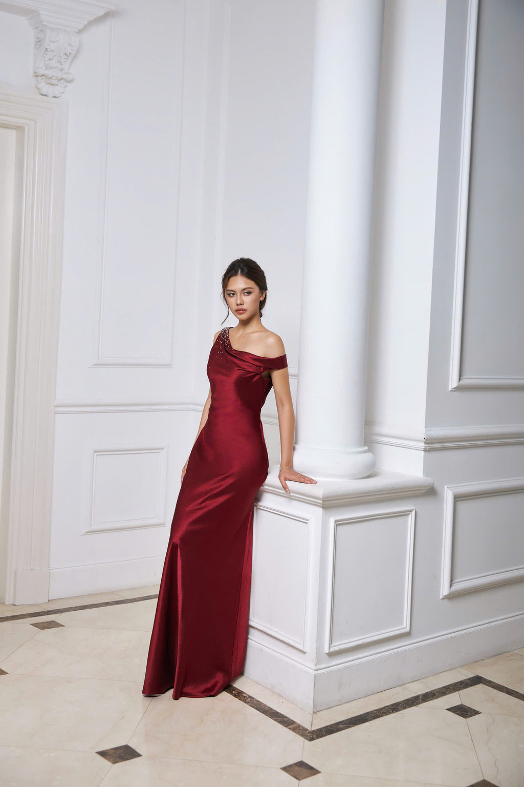 Phoebe Rouge Éclat Gown